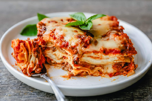 BAKED LASAGNA